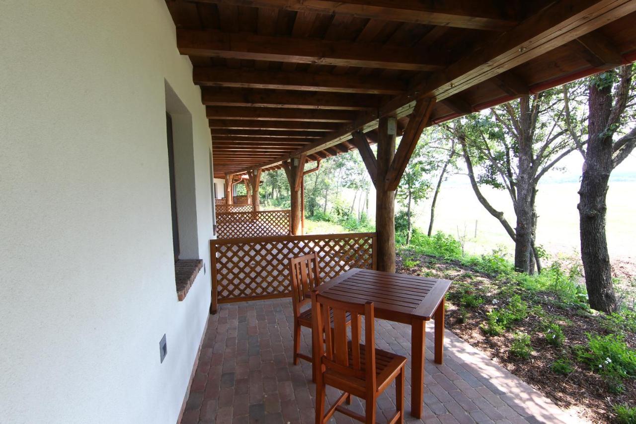 Bibic Nature Lodge Balmazújváros Esterno foto